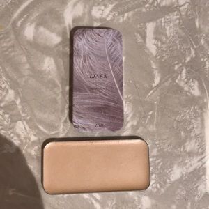 Maskcara linen highlight